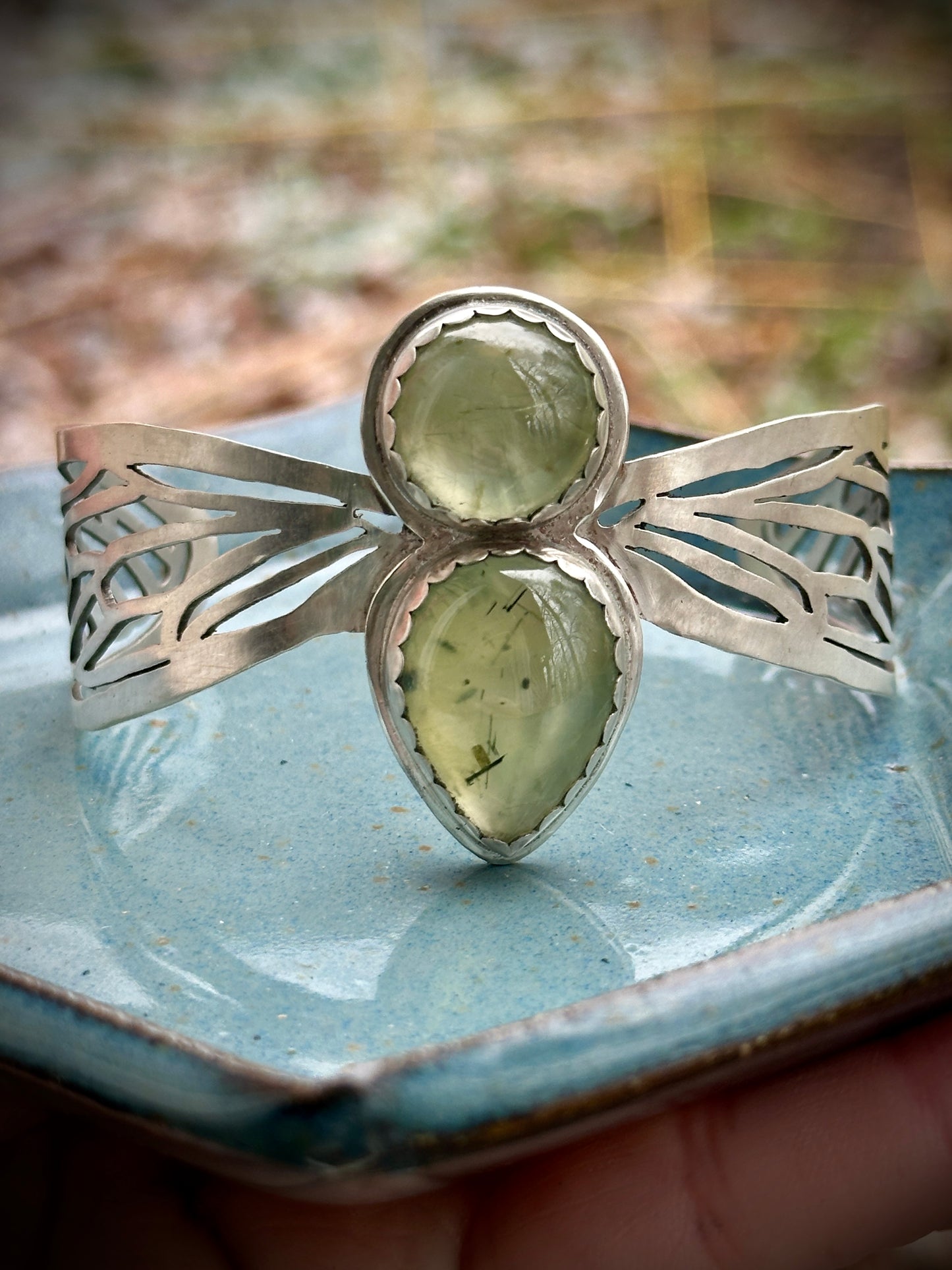 Prehnite winged cuff