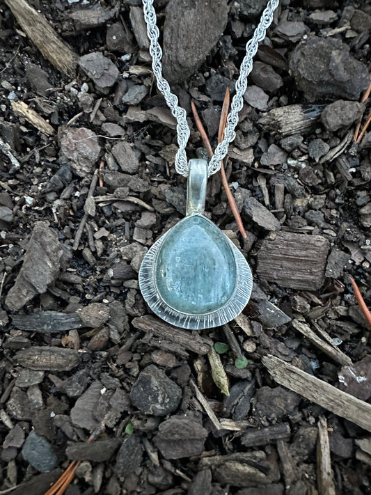 Kyanite teardrop burst necklace