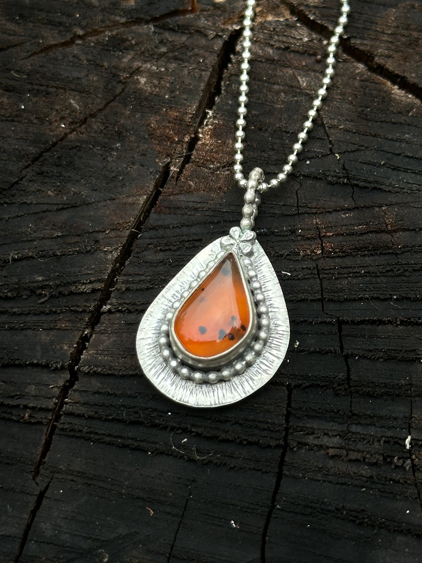 Montana Agate Burst Necklace