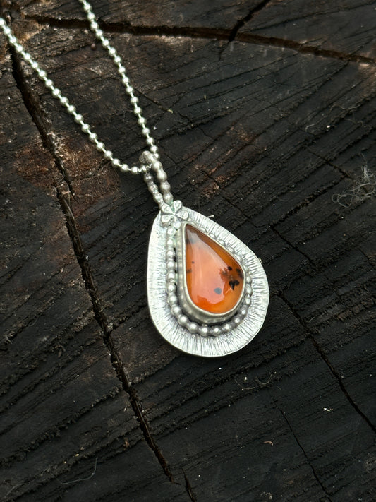 Montana Agate Burst Necklace